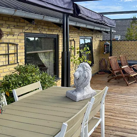 2 Bedroom Stunning In Hébergement de vacances *
